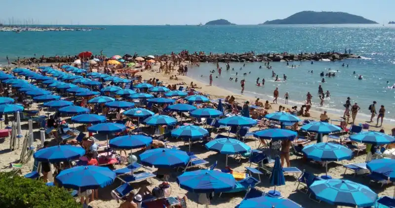 italian beach photo